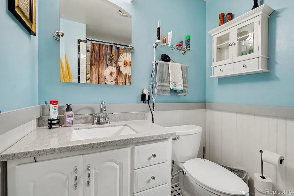 5830 Eldridge Drive Waterford Charter Township MI 48327