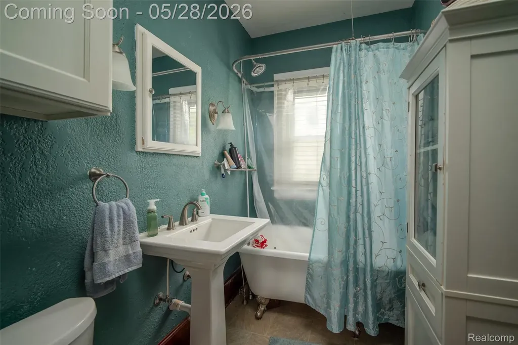 255 Ideal Street Milan City MI 48160