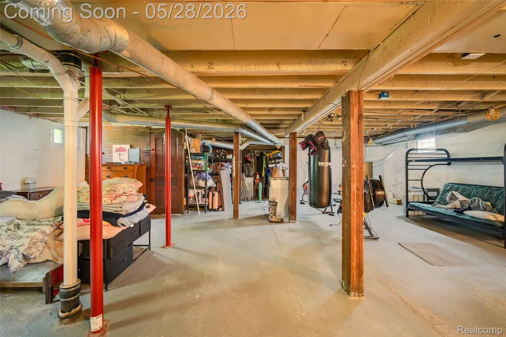 255 Ideal Street Milan City MI 48160