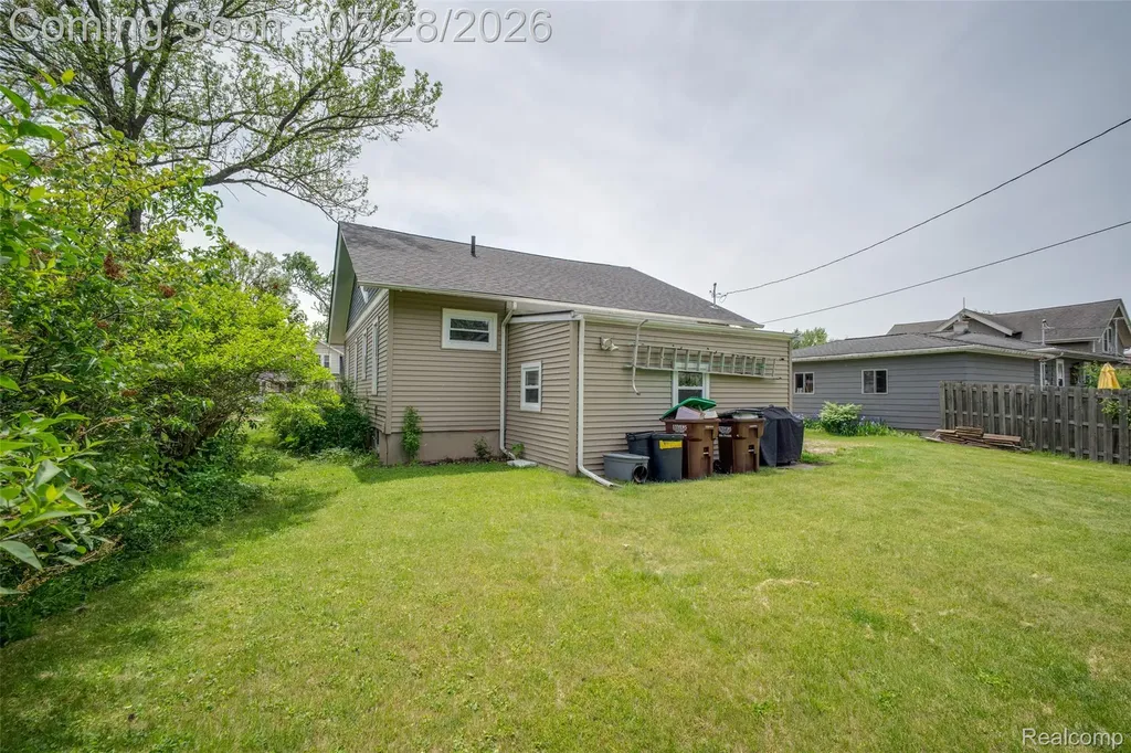 255 Ideal Street Milan City MI 48160