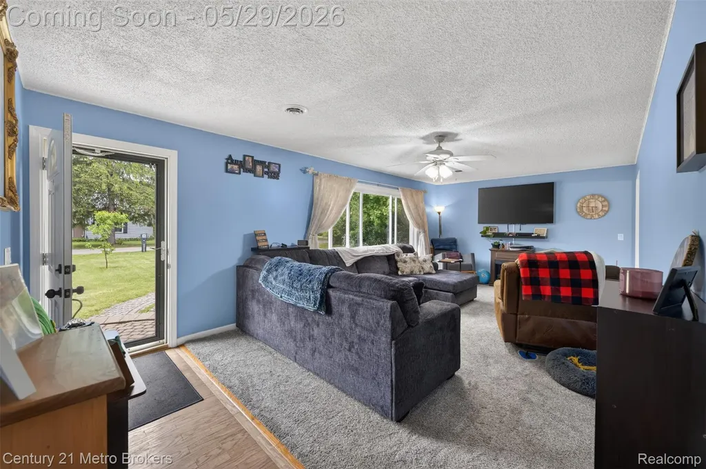 985 S Park Street Highland Charter Township MI 48356