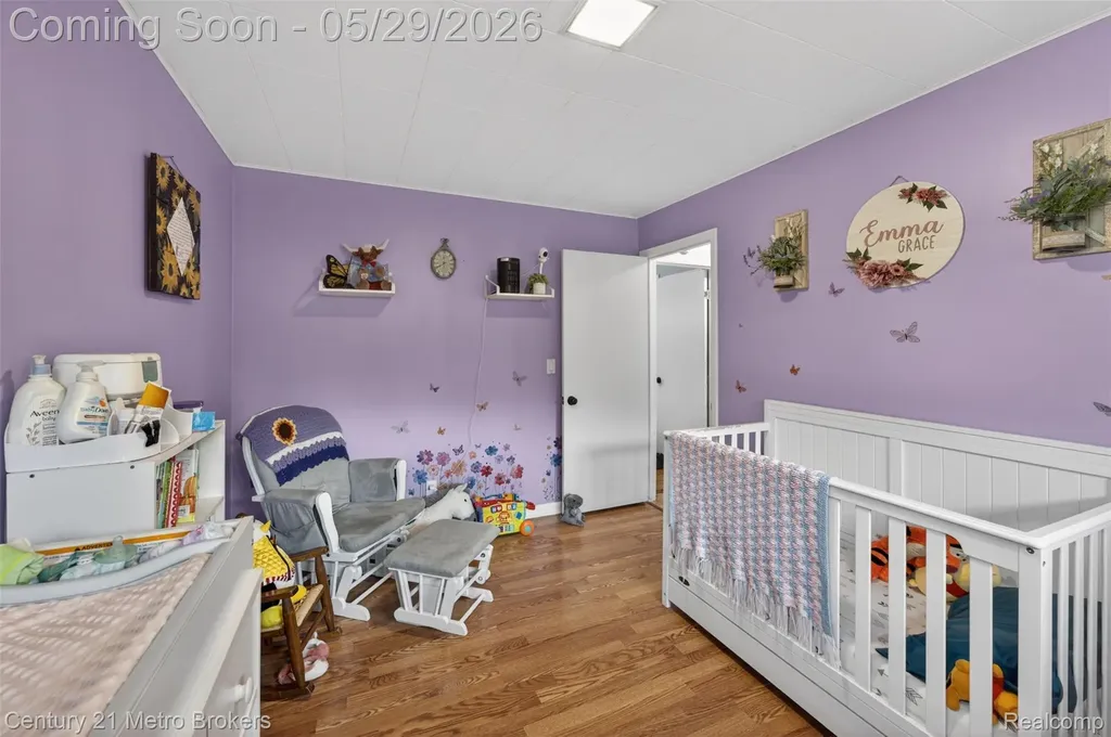 985 S Park Street Highland Charter Township MI 48356