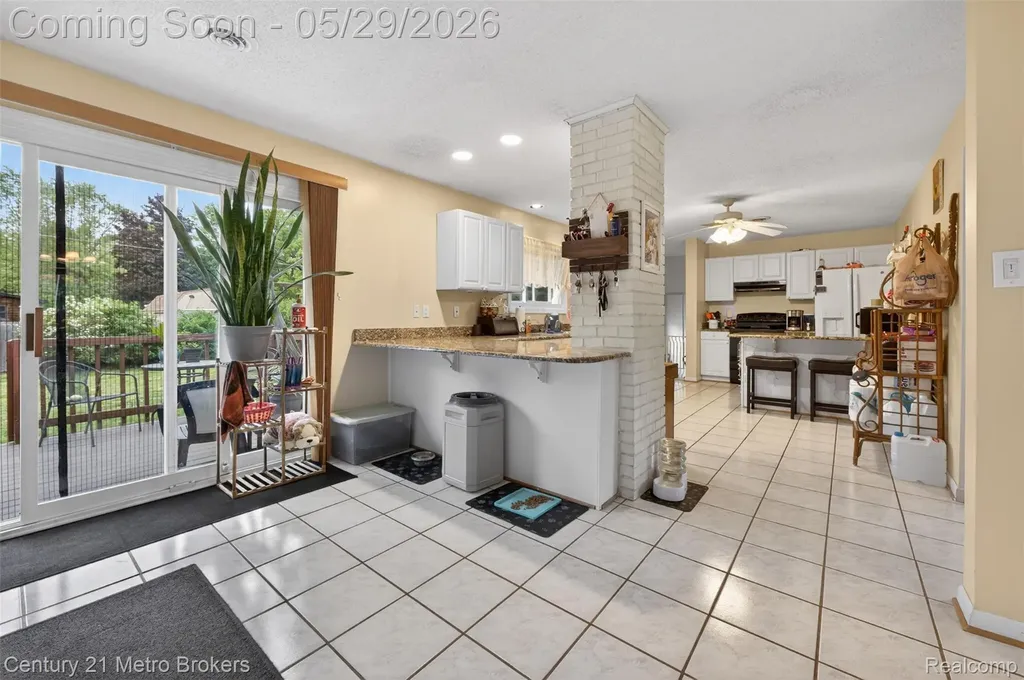 985 S Park Street Highland Charter Township MI 48356