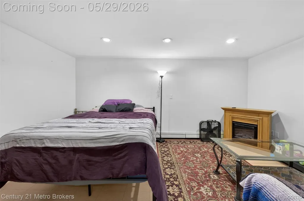 985 S Park Street Highland Charter Township MI 48356