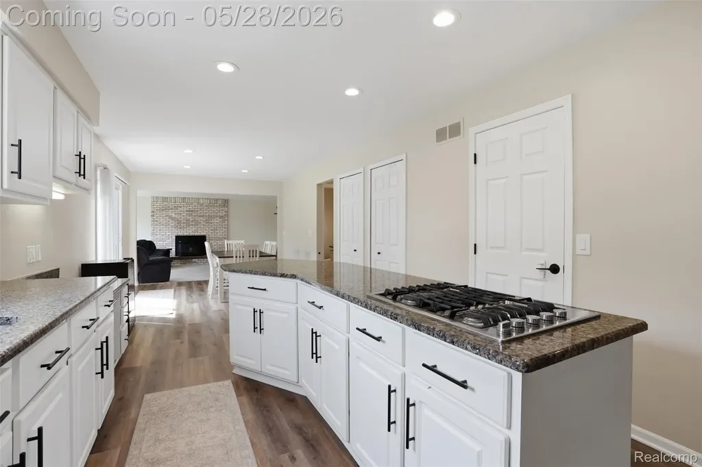 8792 Salem Farms Drive Salem Township MI 48178