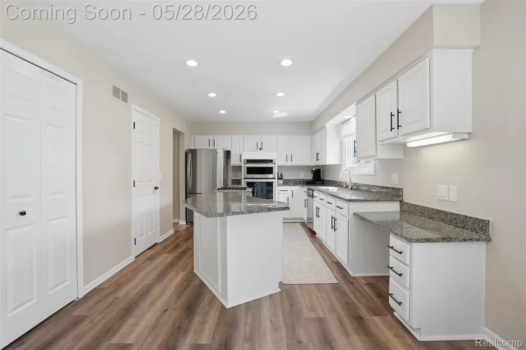 8792 Salem Farms Drive Salem Township MI 48178