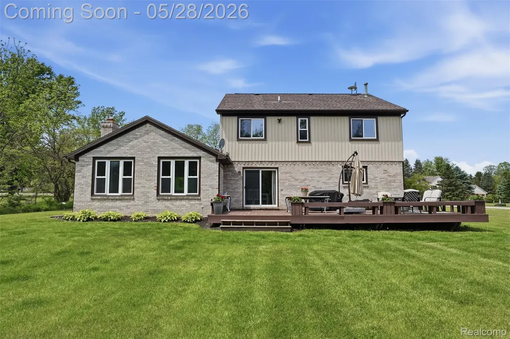8792 Salem Farms Drive Salem Township MI 48178
