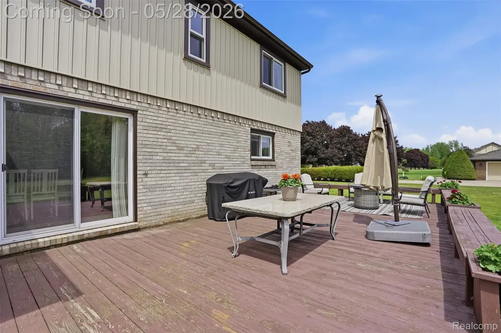 8792 Salem Farms Drive Salem Township MI 48178