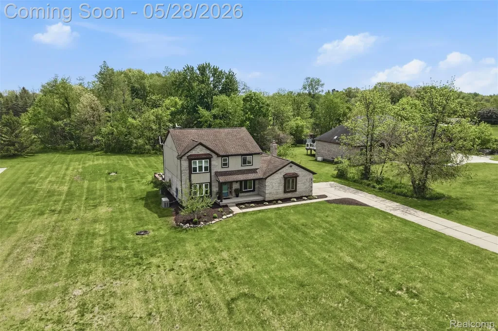 8792 Salem Farms Drive Salem Township MI 48178