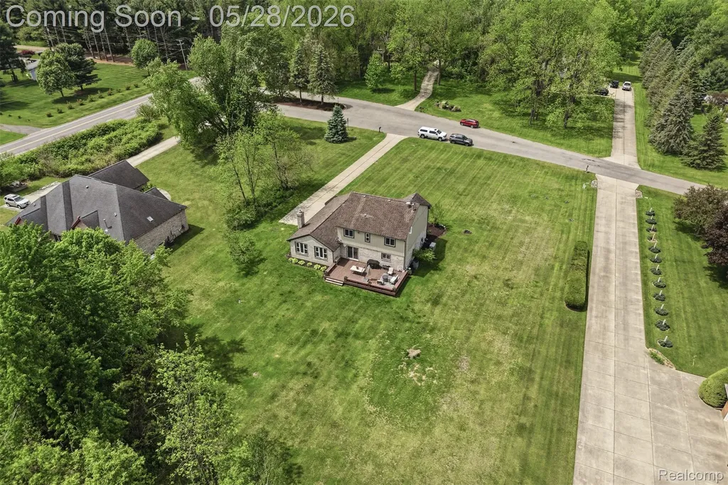 8792 Salem Farms Drive Salem Township MI 48178