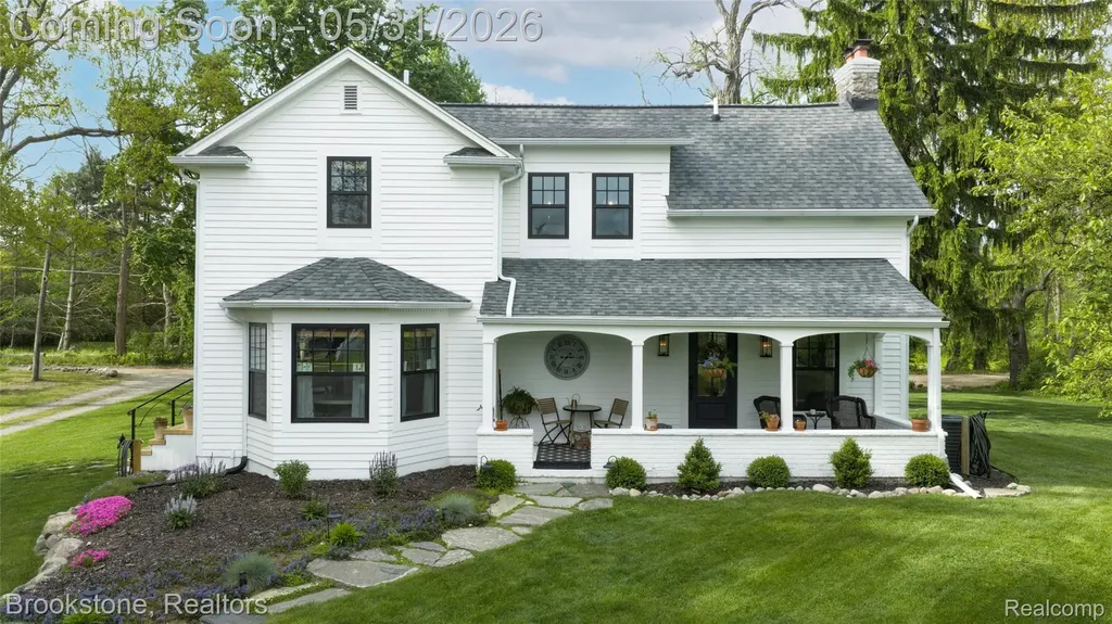 8322 Buckell Lake Groveland Township MI 48442
