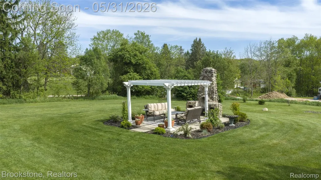 8322 Buckell Lake Groveland Township MI 48442