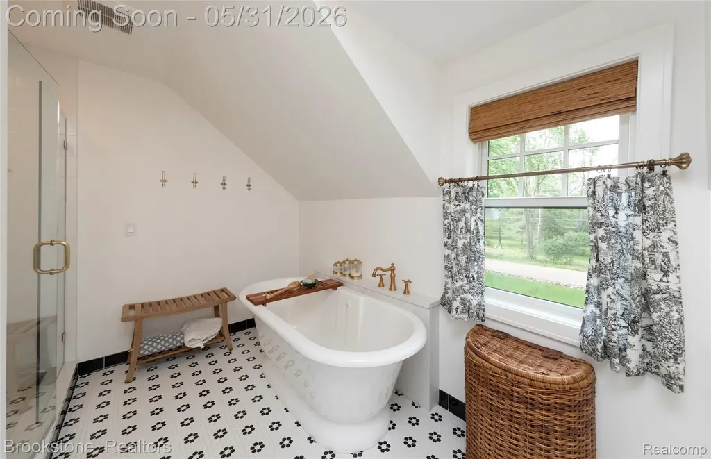 8322 Buckell Lake Groveland Township MI 48442