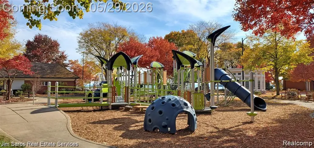 474 Madison Street Grosse Pointe Farms City MI 48236