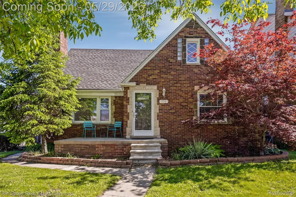 474 Madison Street Grosse Pointe Farms City MI 48236