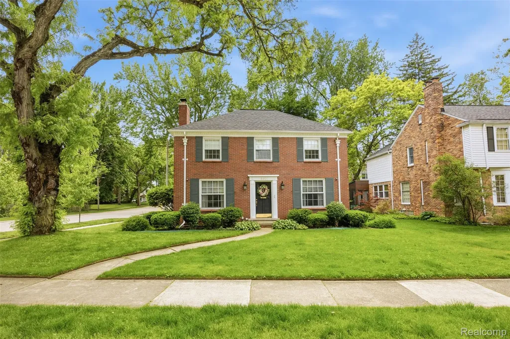 840 Beechmont Street Dearborn City MI 48124