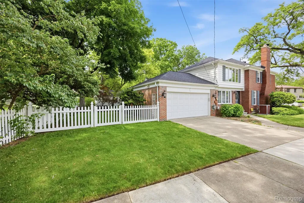 840 Beechmont Street Dearborn City MI 48124