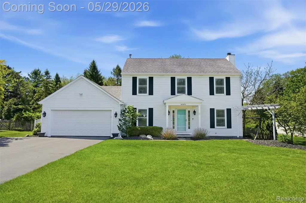 60491 Lamplighter Drive Lyon Charter Township MI 48165