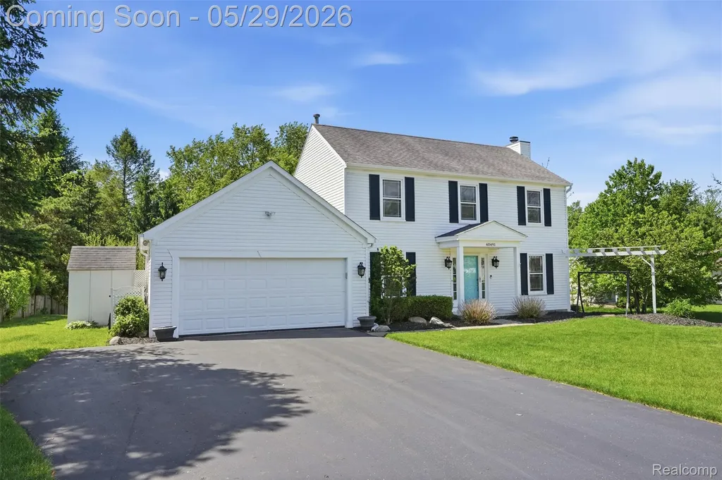 60491 Lamplighter Drive Lyon Charter Township MI 48165