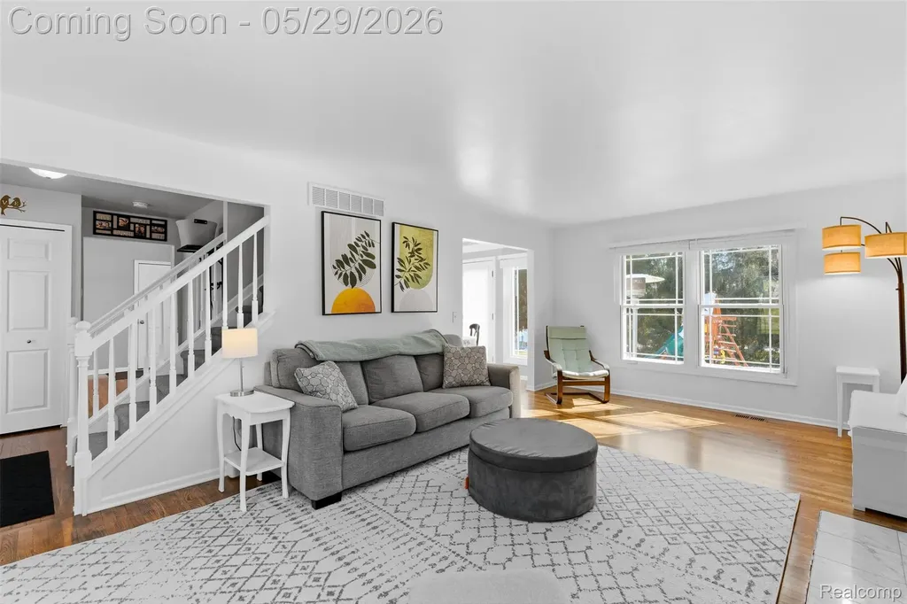 60491 Lamplighter Drive Lyon Charter Township MI 48165