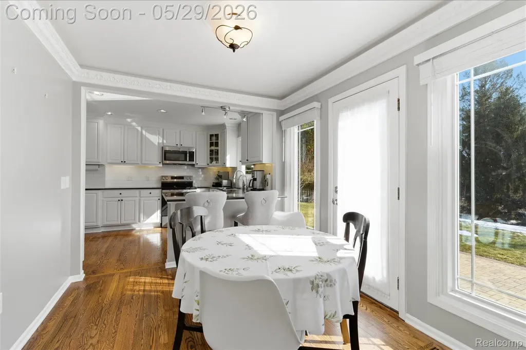 60491 Lamplighter Drive Lyon Charter Township MI 48165
