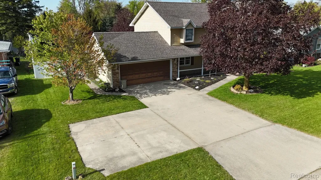 285 W Irwin Street Bad Axe City MI 48413