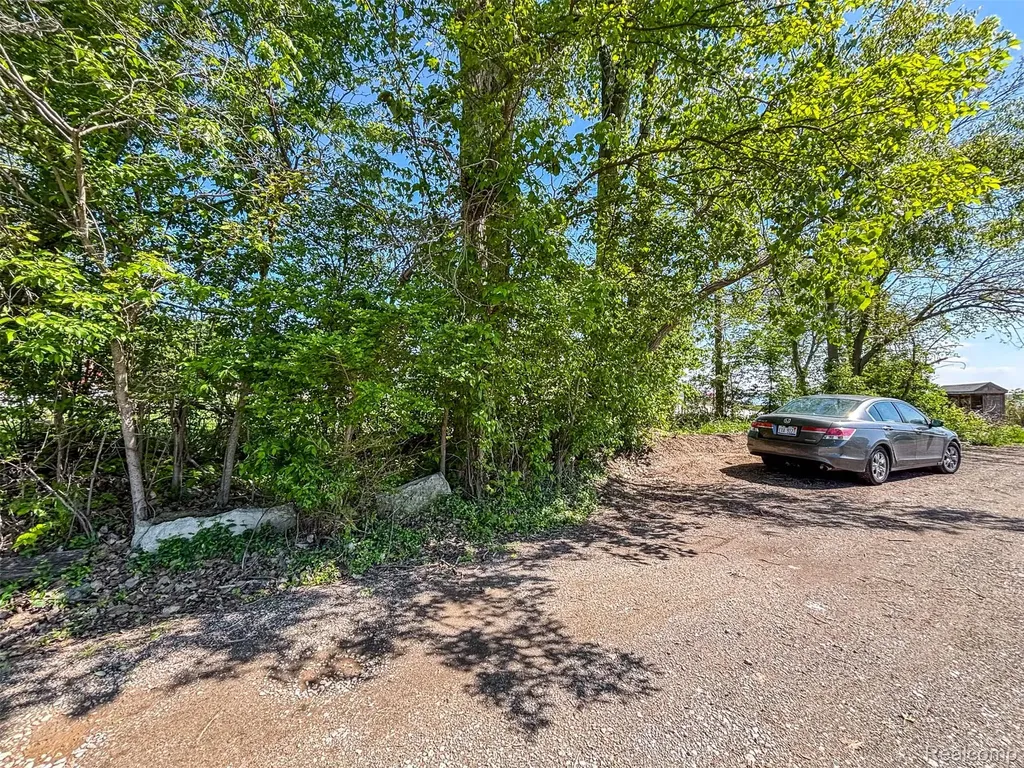 River Ln River Lane Boat Wells Grosse Ile Township MI 48138