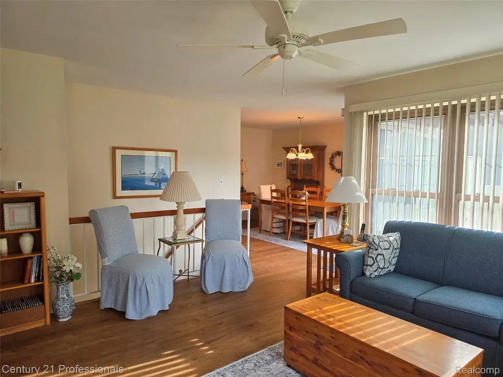 40318 Newport Drive Plymouth Charter Township MI 48170