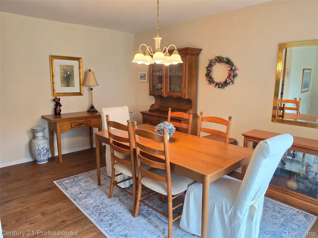 40318 Newport Drive Plymouth Charter Township MI 48170