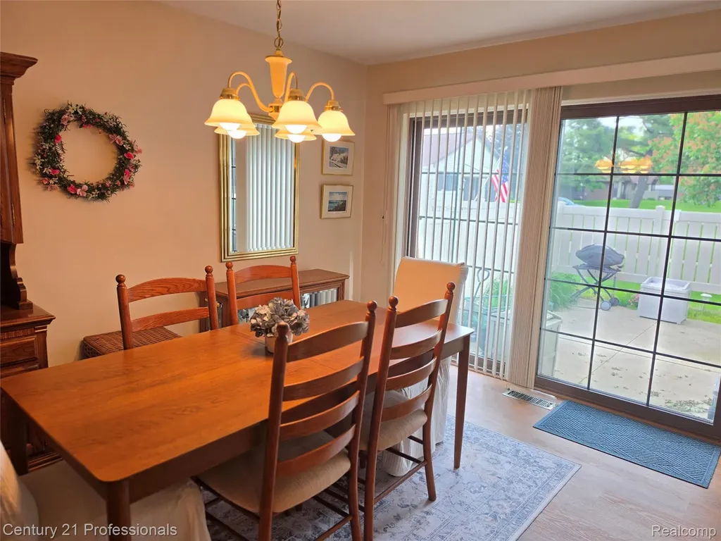 40318 Newport Drive Plymouth Charter Township MI 48170