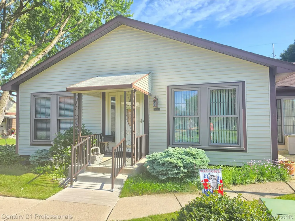 40318 Newport Drive Plymouth Charter Township MI 48170