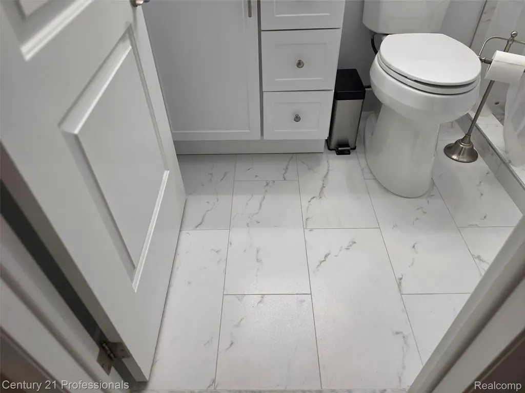 40318 Newport Drive Plymouth Charter Township MI 48170