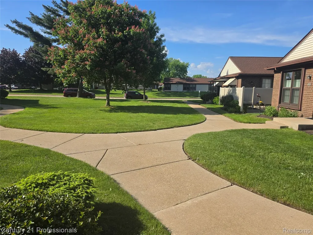 40318 Newport Drive Plymouth Charter Township MI 48170