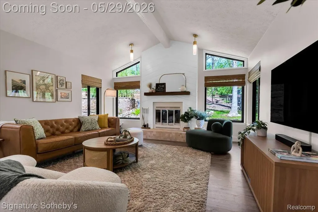 6692 Balmoral Terrace Independence Charter Township MI 48346