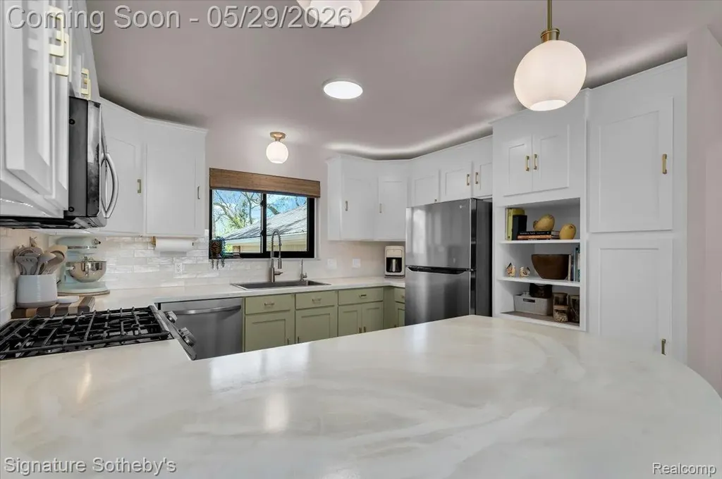 6692 Balmoral Terrace Independence Charter Township MI 48346