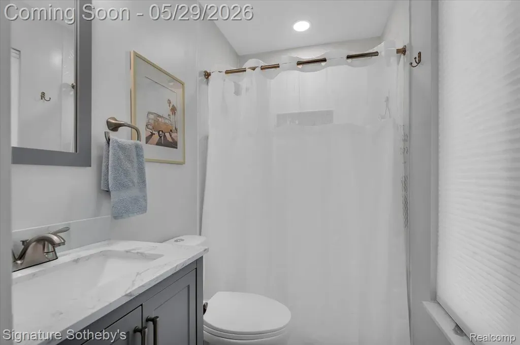 6692 Balmoral Terrace Independence Charter Township MI 48346