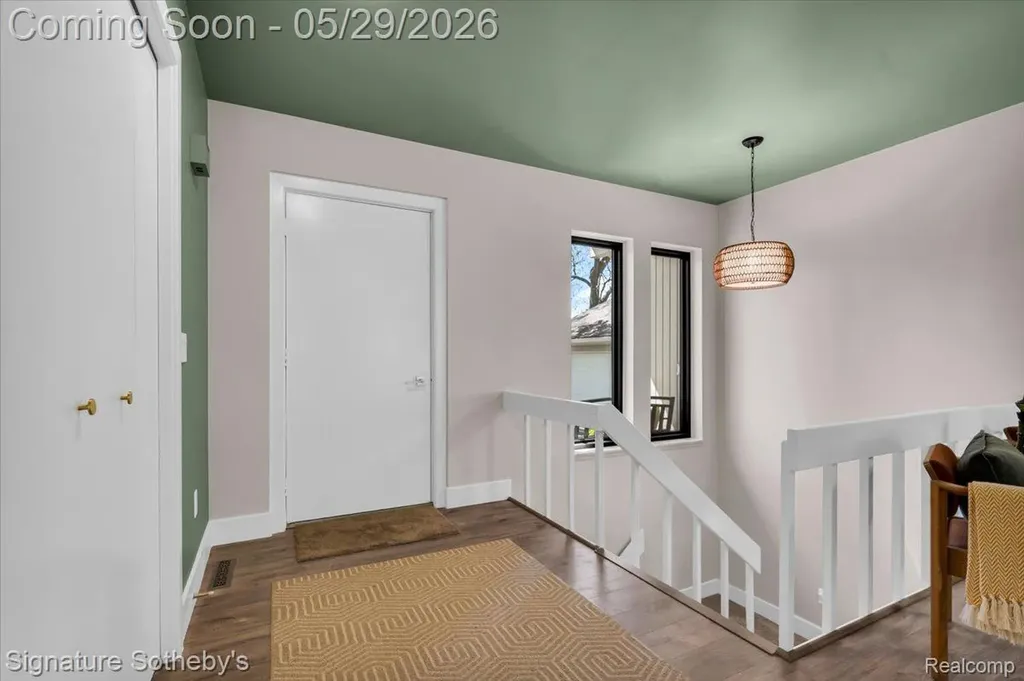 6692 Balmoral Terrace Independence Charter Township MI 48346