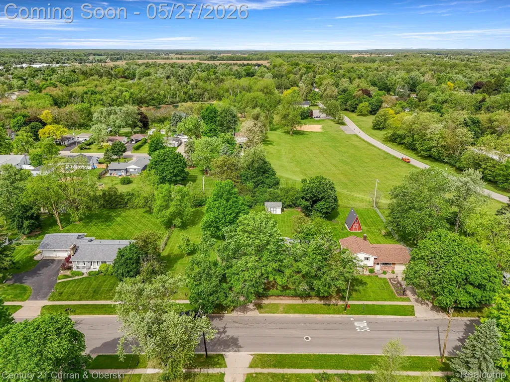 411 S Adrian Street Tecumseh City MI 49286