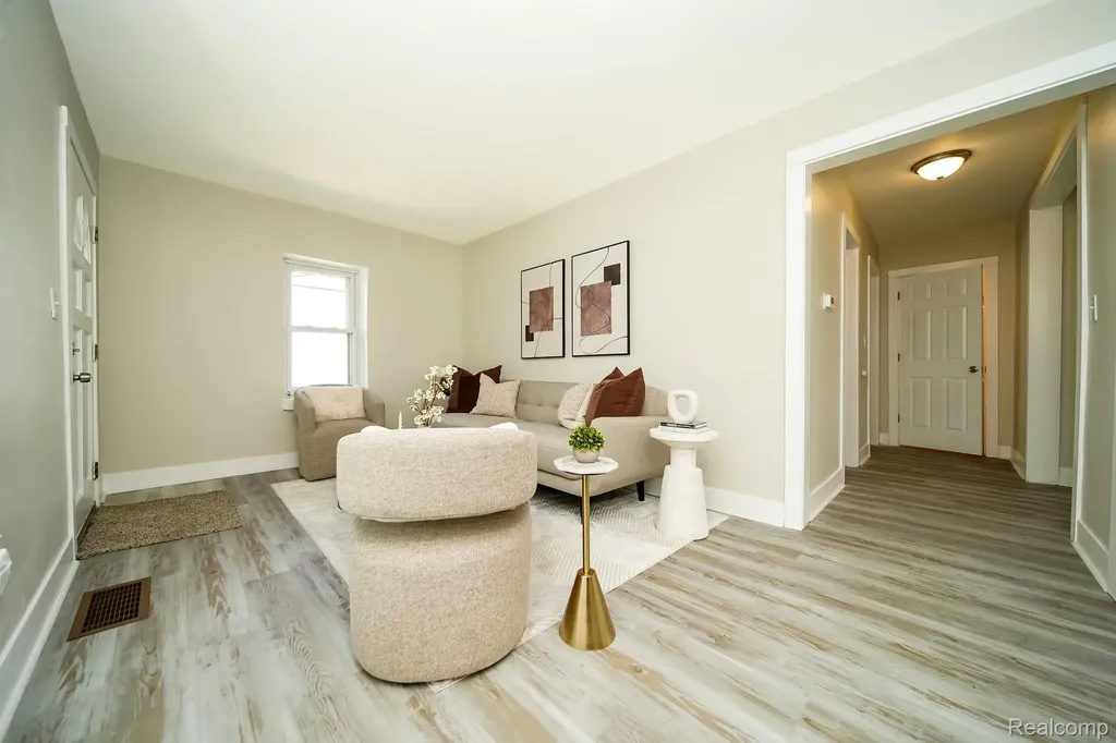 29114 Richard Street Westland City MI 48186