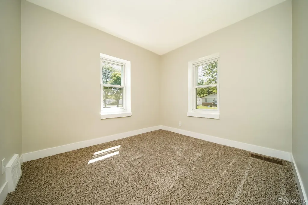 29114 Richard Street Westland City MI 48186