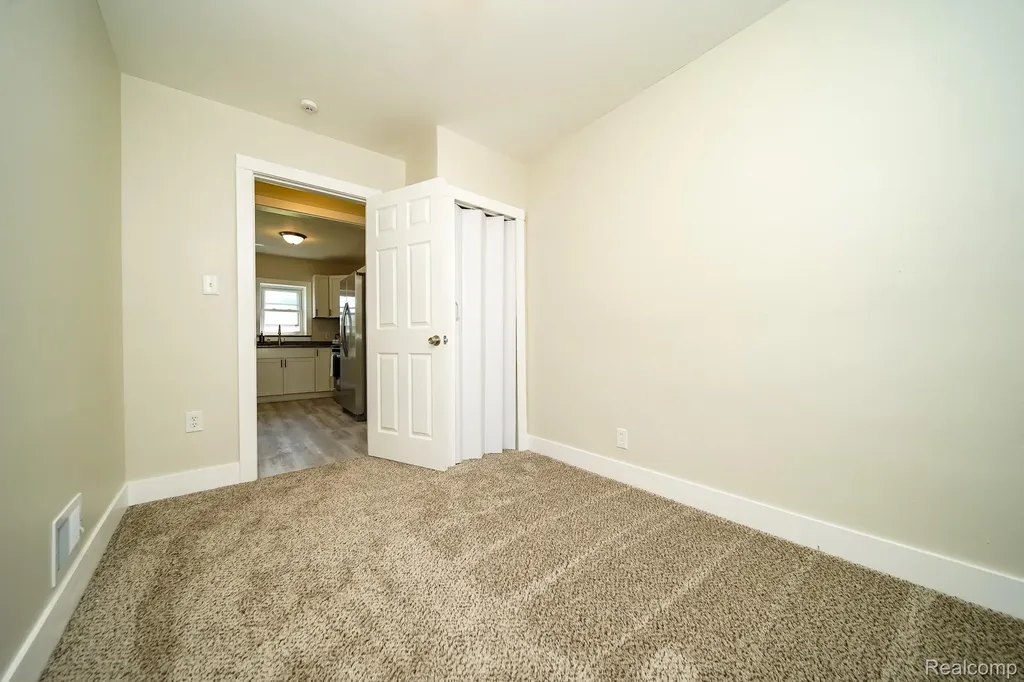 29114 Richard Street Westland City MI 48186