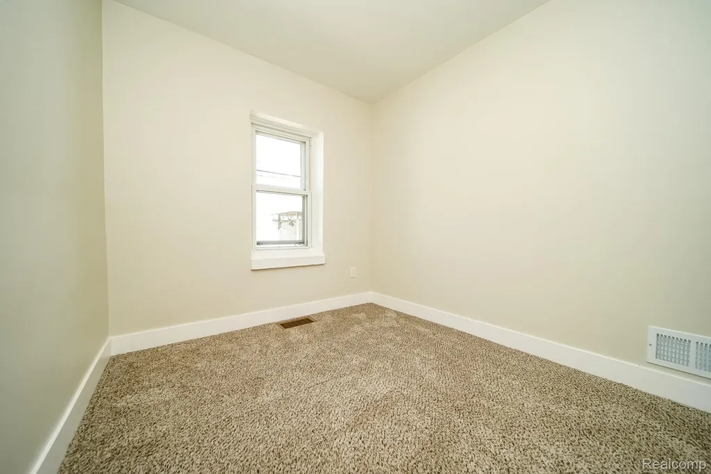 29114 Richard Street Westland City MI 48186