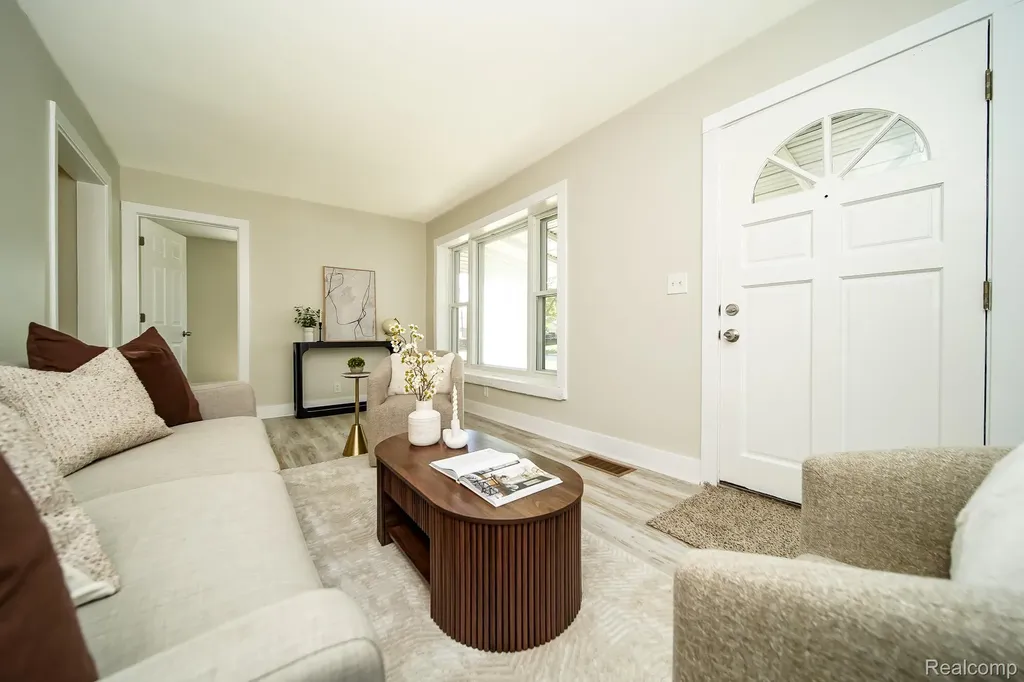 29114 Richard Street Westland City MI 48186