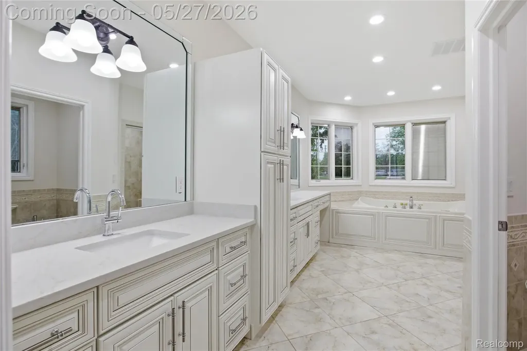 46500 Ryan Road Shelby Charter Township MI 48317