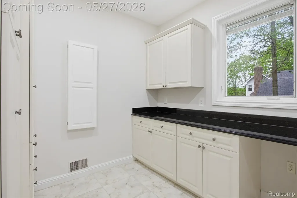 46500 Ryan Road Shelby Charter Township MI 48317