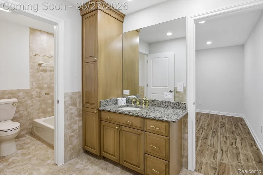 46500 Ryan Road Shelby Charter Township MI 48317