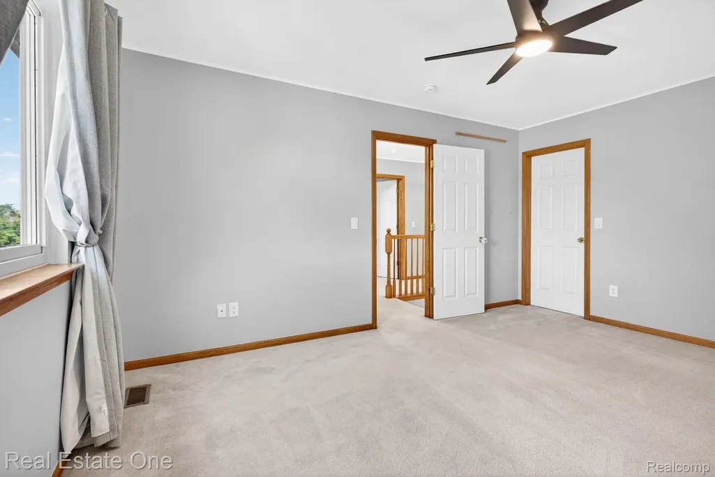 17482 Snapdragon Drive Brownstown Charter Township MI 48173