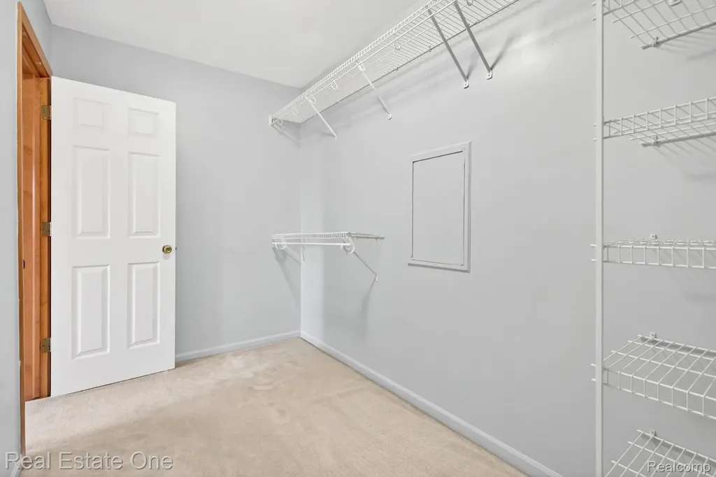 17482 Snapdragon Drive Brownstown Charter Township MI 48173