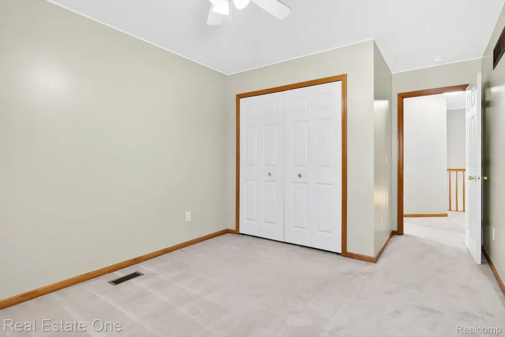 17482 Snapdragon Drive Brownstown Charter Township MI 48173