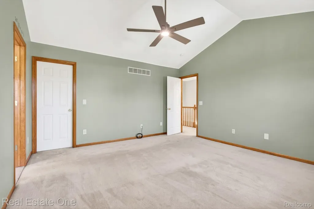 17482 Snapdragon Drive Brownstown Charter Township MI 48173